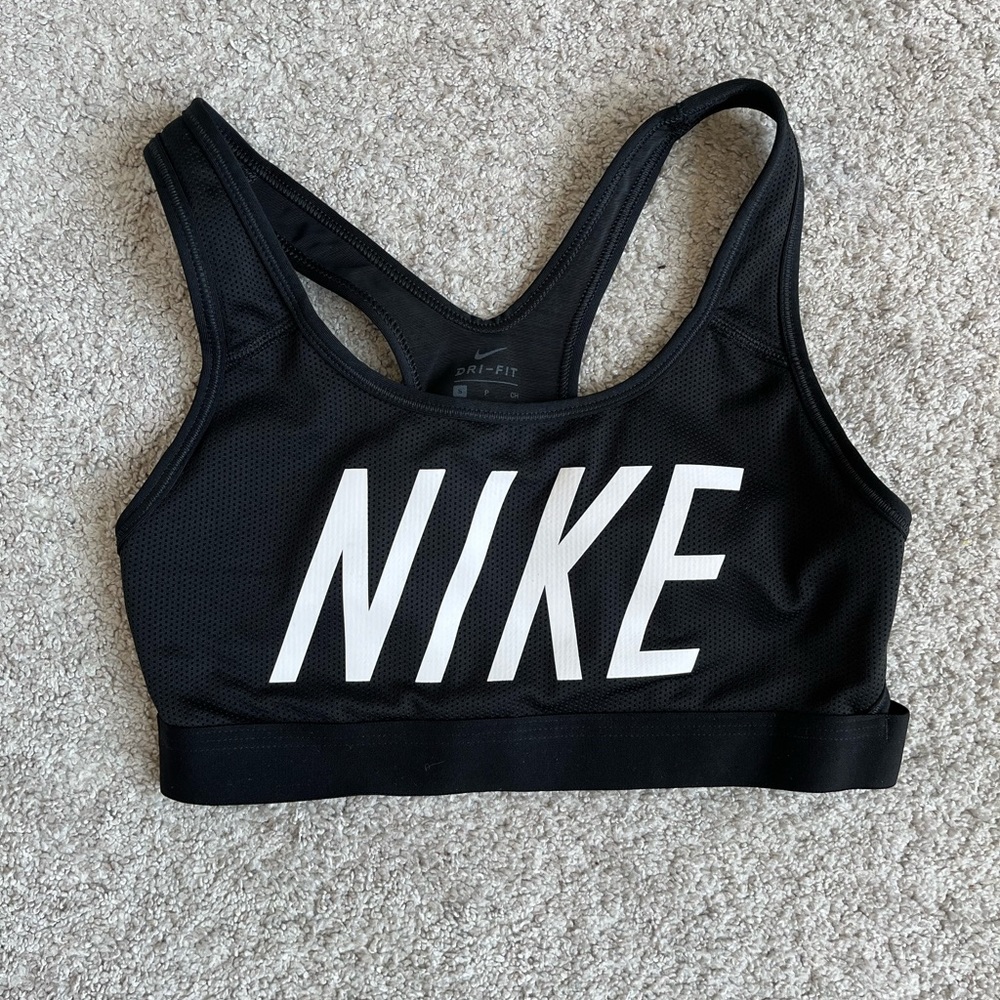 Nike sports bra!!